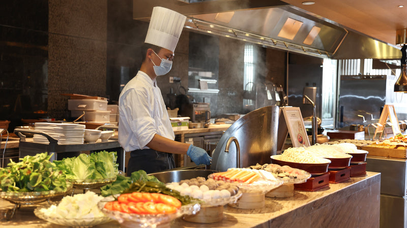 Holiday Lakeside Dinner Buffet 40% Off